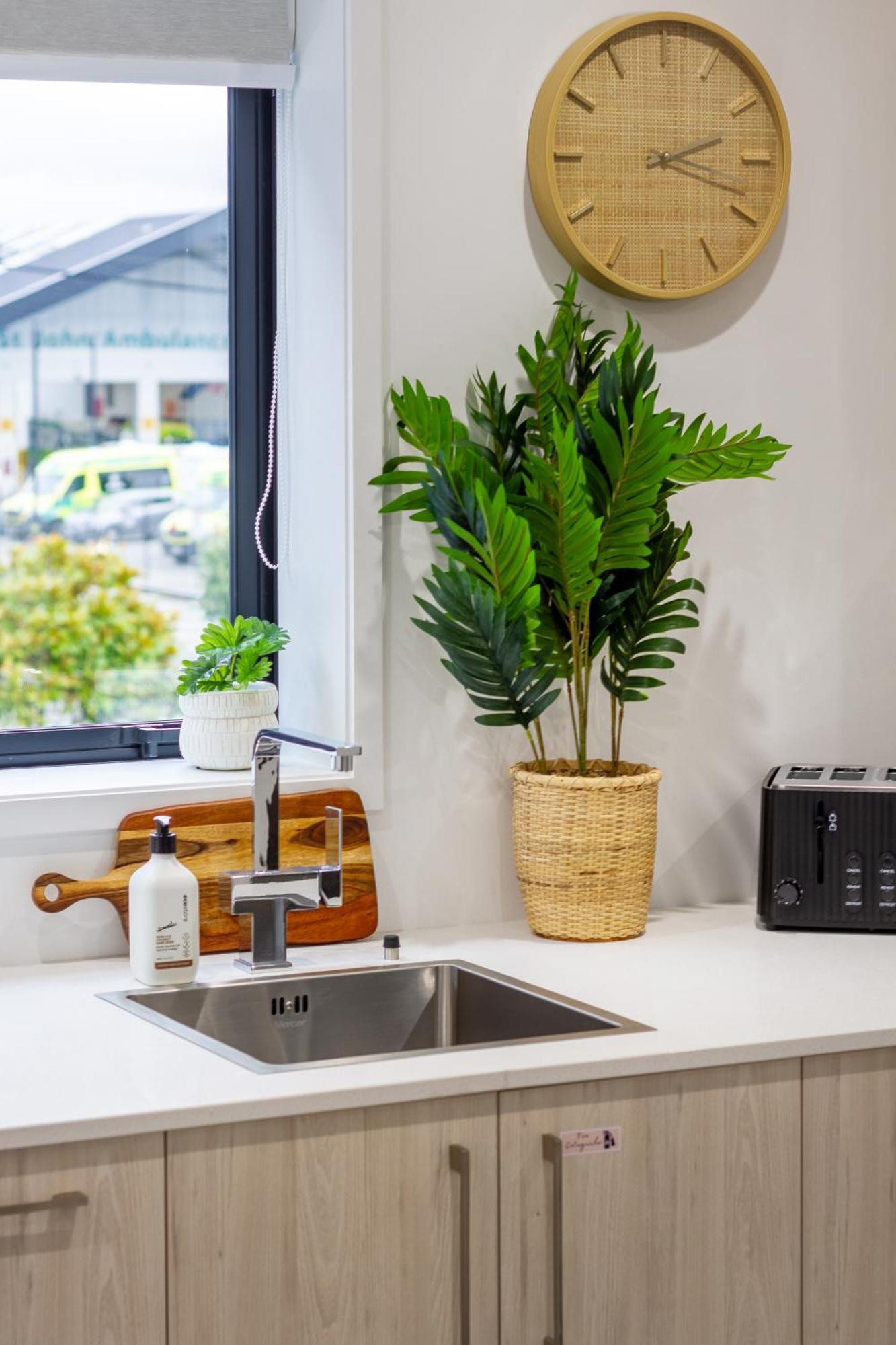 Modern City Lifestyle: 2 Bedroom 1 Bath Christchurch Ngoại thất bức ảnh