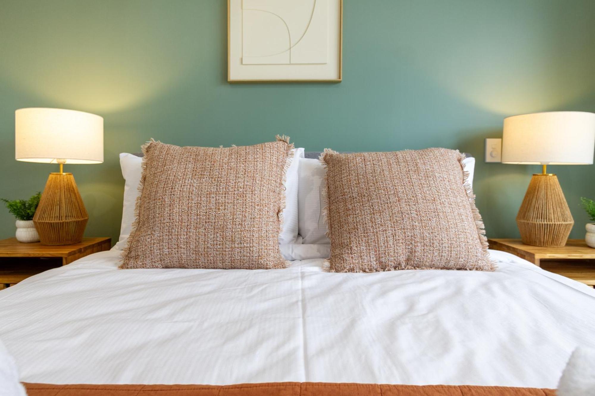 Modern City Lifestyle: 2 Bedroom 1 Bath Christchurch Ngoại thất bức ảnh